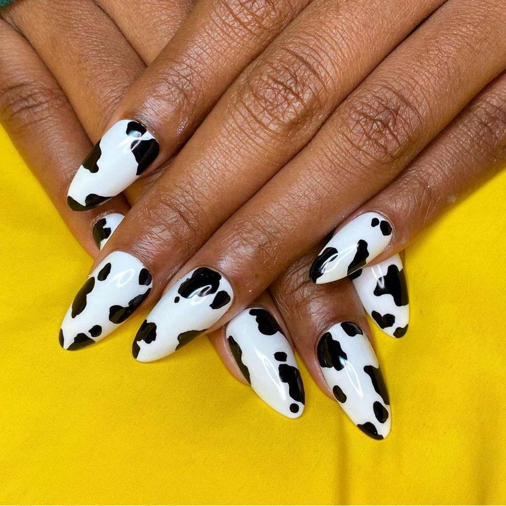Faux nail bundle